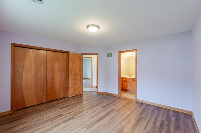 3643 Sandalwood Court, Highland, IN 46322