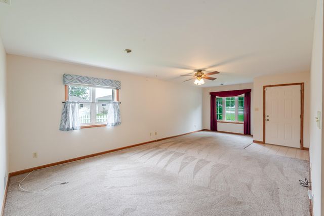 3643 Sandalwood Court, Highland, IN 46322