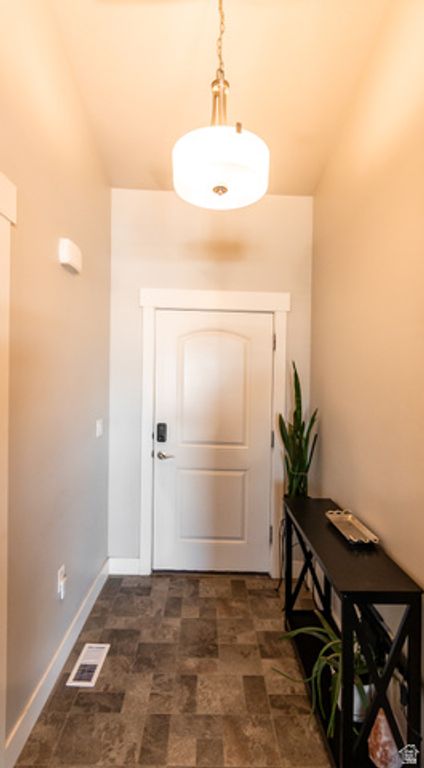 Image 5 of property listing at 278 W WILLIAMS LN, Grantsville, UT 84029