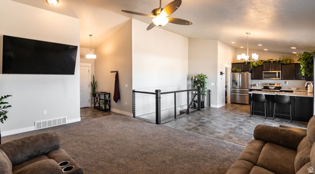 Image 7 of property listing at 278 W WILLIAMS LN, Grantsville, UT 84029