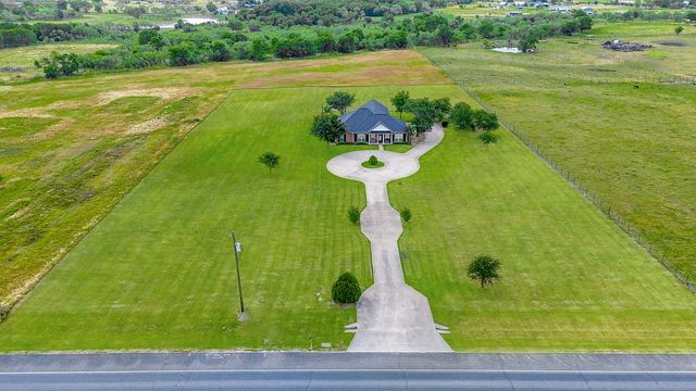 4729 Fm 744, Corsicana, TX 75110