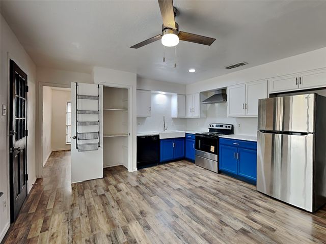 5106 Woodmeadow Drive, Garland, TX 75043