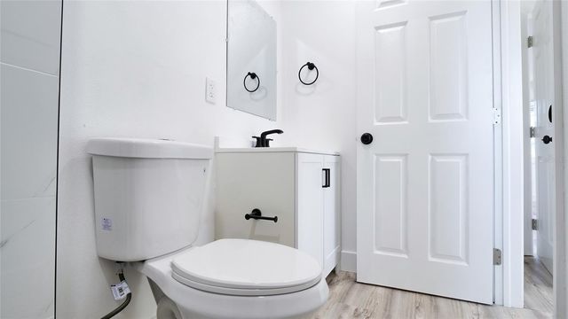 3925 W ROBSON STREET, Tampa, FL 33614