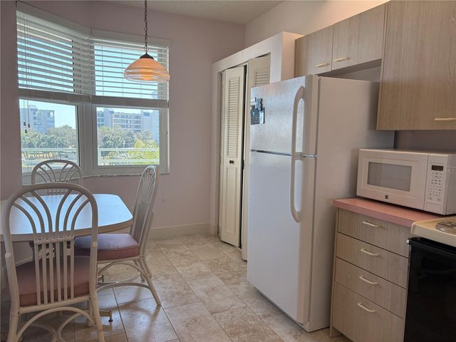 7979 SAILBOAT KEY BOULEVARD S 306, South Pasadena, FL 33707