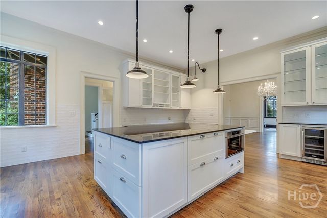 302 E 46th Street, Savannah, GA 31405