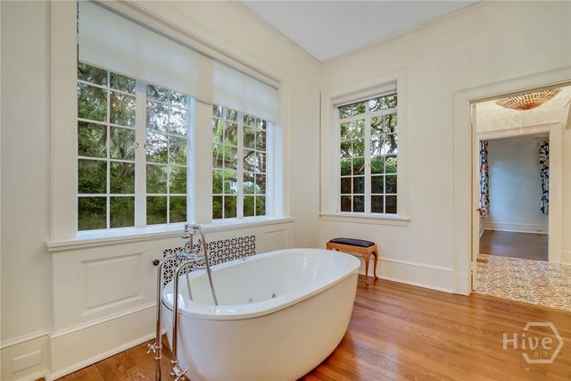 302 E 46th Street, Savannah, GA 31405