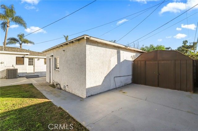 2673 Regway Avenue, Long Beach, CA 90810
