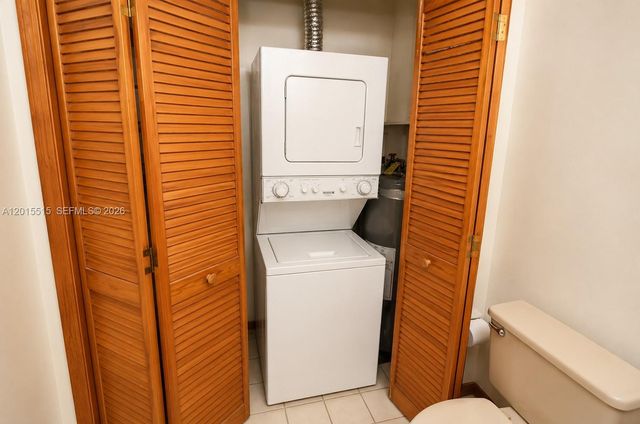 2934 Whitehead St 2, Miami, FL 33133