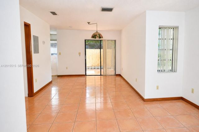 2934 Whitehead St 2, Miami, FL 33133