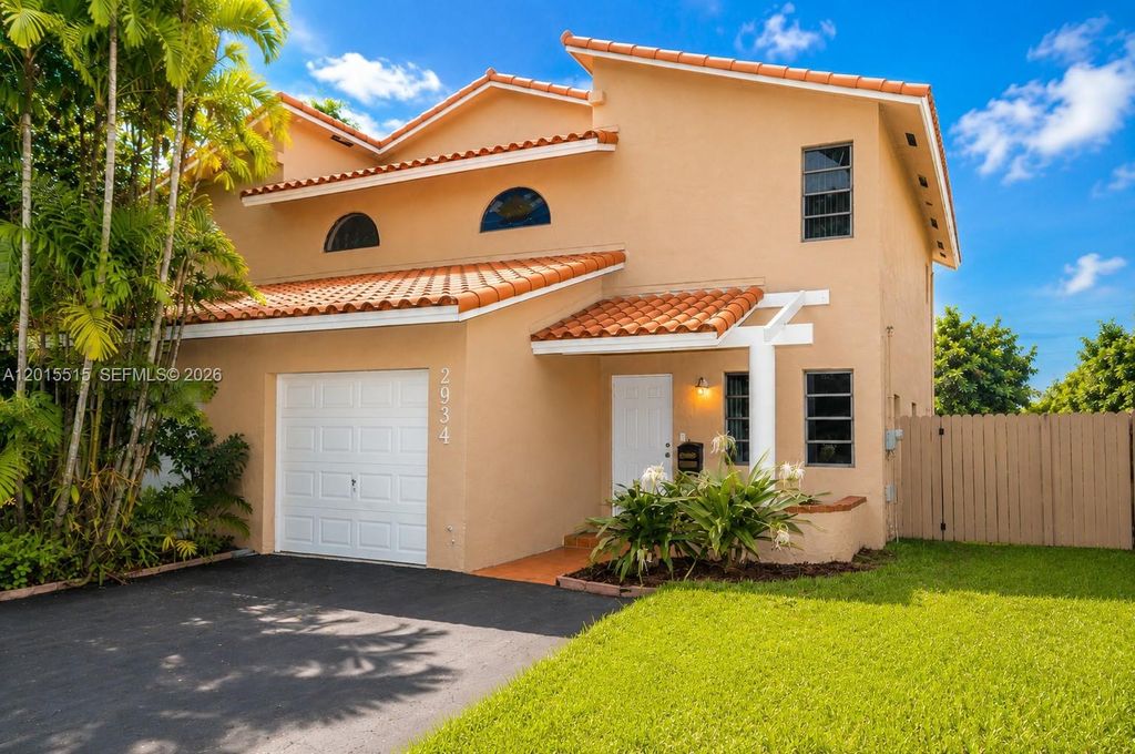 2934 Whitehead St 2, Miami, FL 33133