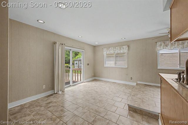 42519 Applecreek Drive, Plymouth, MI 48170
