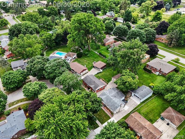 42519 Applecreek Drive, Plymouth, MI 48170