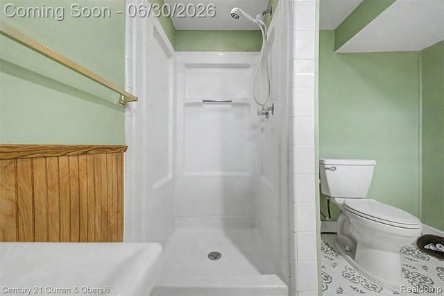 42519 Applecreek Drive, Plymouth, MI 48170