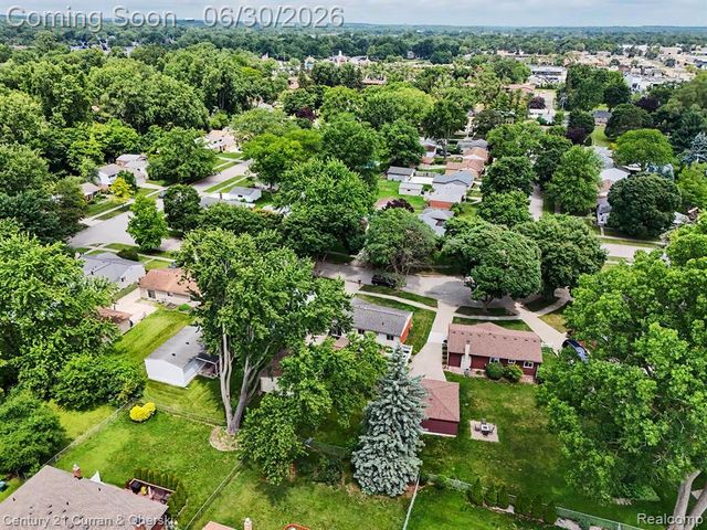 42519 Applecreek Drive, Plymouth, MI 48170