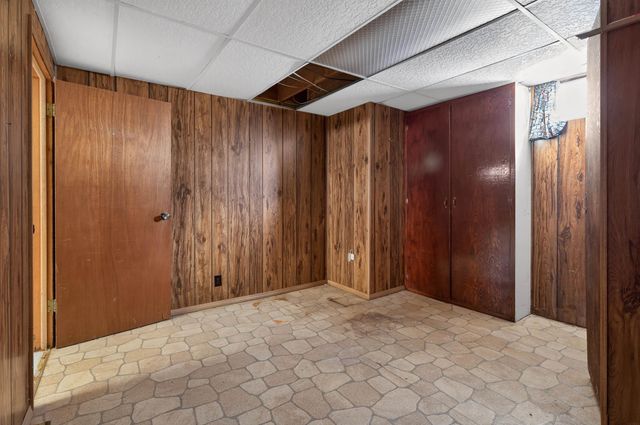 3228 Rownd St Street, Cedar Falls, IA 50613