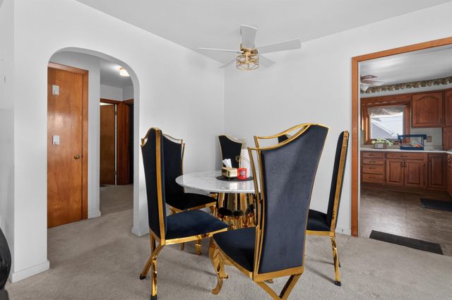 3228 Rownd St Street, Cedar Falls, IA 50613