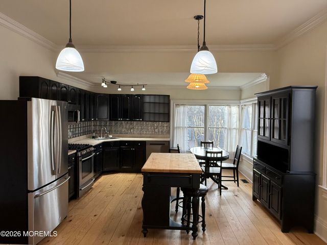 25 Monmouth Road 3, Oceanport, NJ 07757