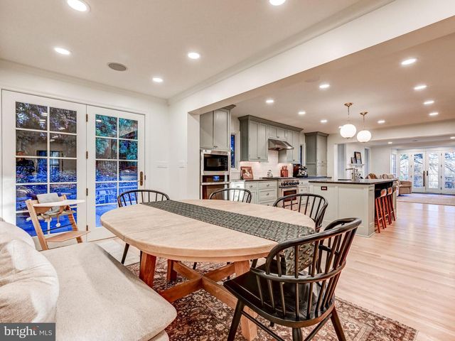 11129 FALLS RD, Lutherville Timonium, MD 21093