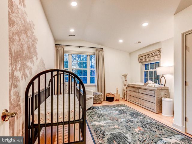 11129 FALLS RD, Lutherville Timonium, MD 21093