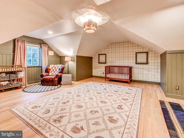 11129 FALLS RD, Lutherville Timonium, MD 21093