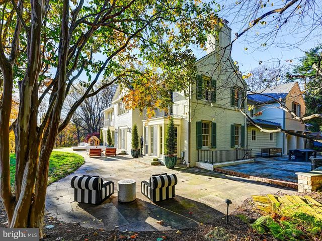 11129 FALLS RD, Lutherville Timonium, MD 21093