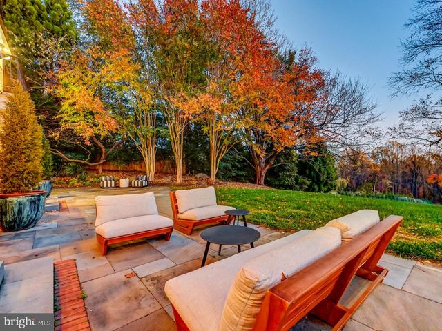 11129 FALLS RD, Lutherville Timonium, MD 21093