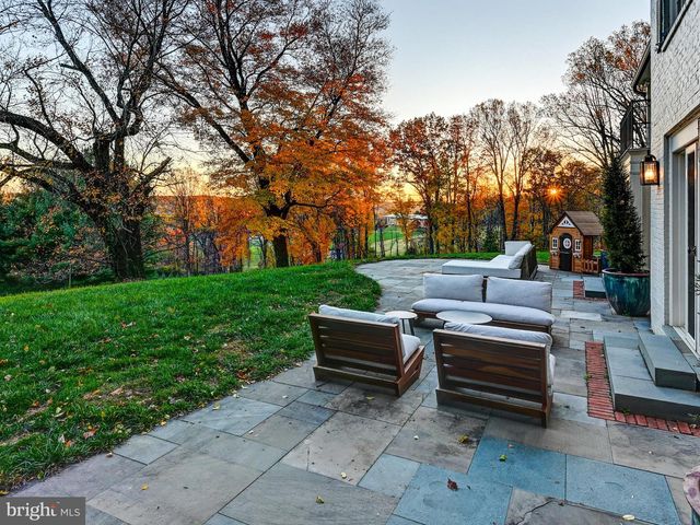 11129 FALLS RD, Lutherville Timonium, MD 21093