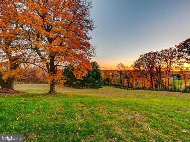 11129 FALLS RD, Lutherville Timonium, MD 21093