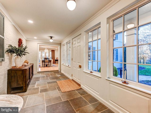 11129 FALLS RD, Lutherville Timonium, MD 21093