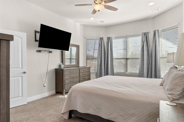 712 Hackamore Street, White Settlement, TX 76108