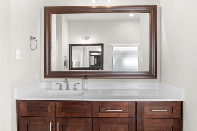 712 Hackamore Street, White Settlement, TX 76108