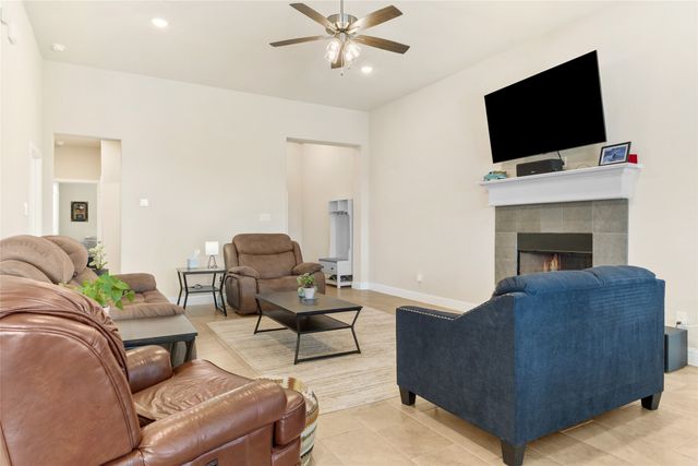 712 Hackamore Street, White Settlement, TX 76108