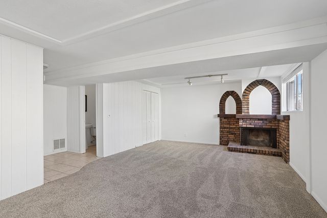 700 Hayward Avenue, Streamwood, IL 60107