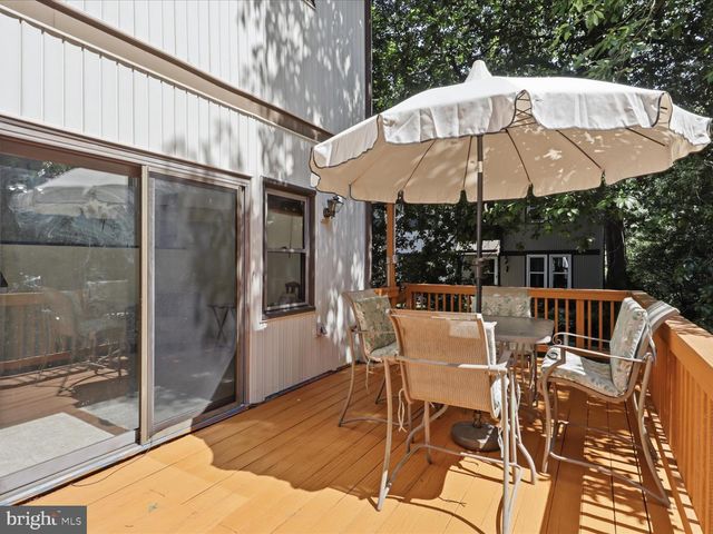 5554 PEPPERCORN DR, Burke, VA 22015