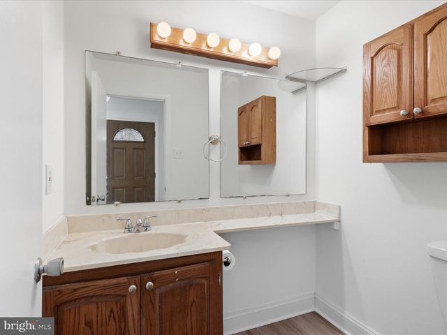 5554 PEPPERCORN DR, Burke, VA 22015