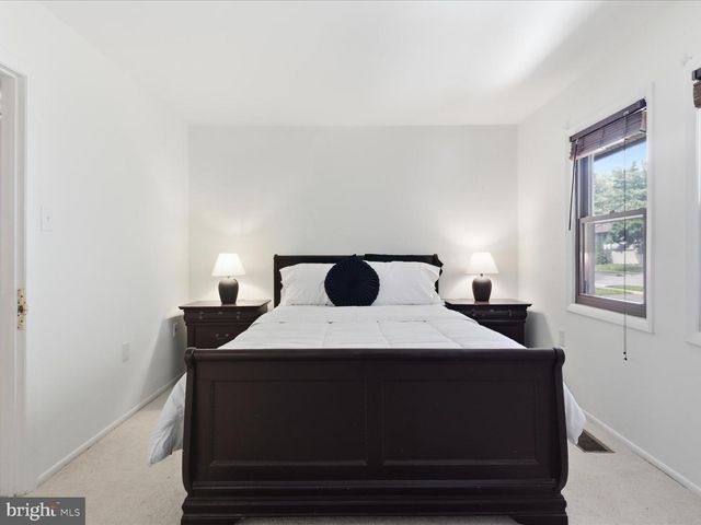5554 PEPPERCORN DR, Burke, VA 22015