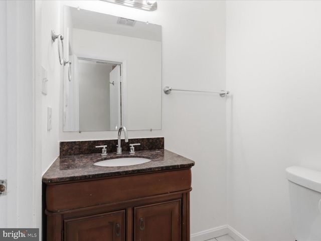 5554 PEPPERCORN DR, Burke, VA 22015