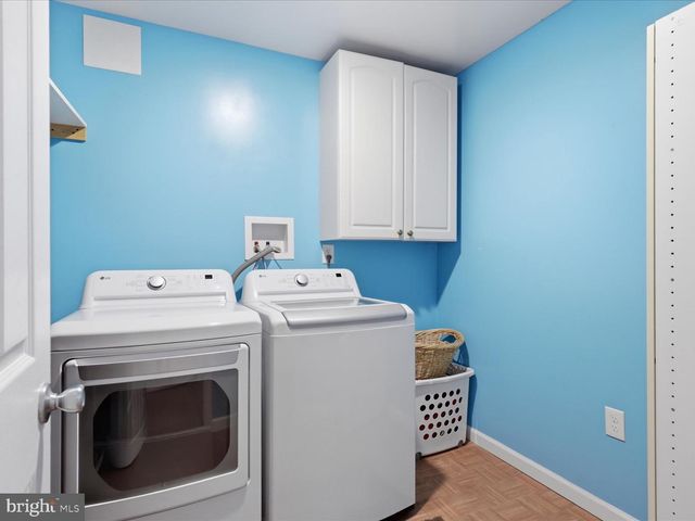 5554 PEPPERCORN DR, Burke, VA 22015