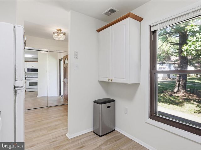 5554 PEPPERCORN DR, Burke, VA 22015