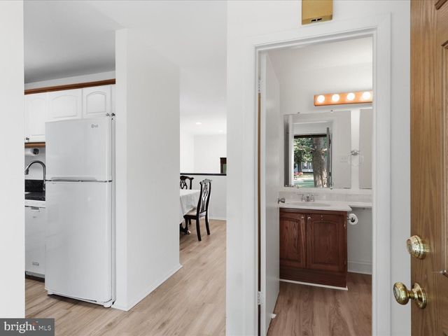 5554 PEPPERCORN DR, Burke, VA 22015