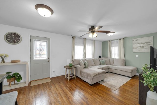 400 N Baehr St, Wichita, KS 67212