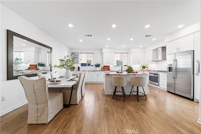 171 Cadence, Irvine, CA 92618