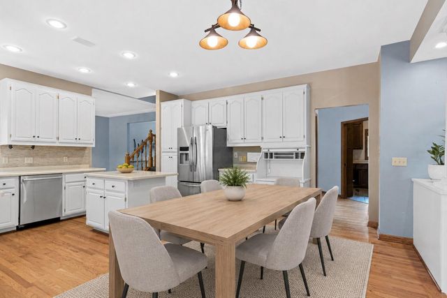 8441 W Lake Drive, Chanhassen, MN 55317