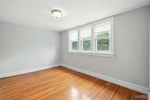 3670 Loughborough Avenue, St Louis, MO 63116