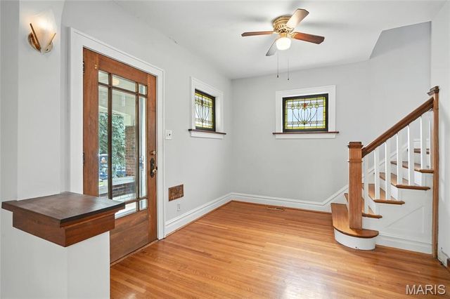 3670 Loughborough Avenue, St Louis, MO 63116
