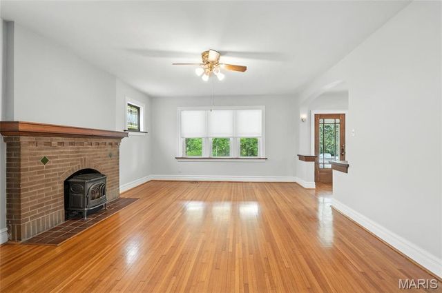 3670 Loughborough Avenue, St Louis, MO 63116