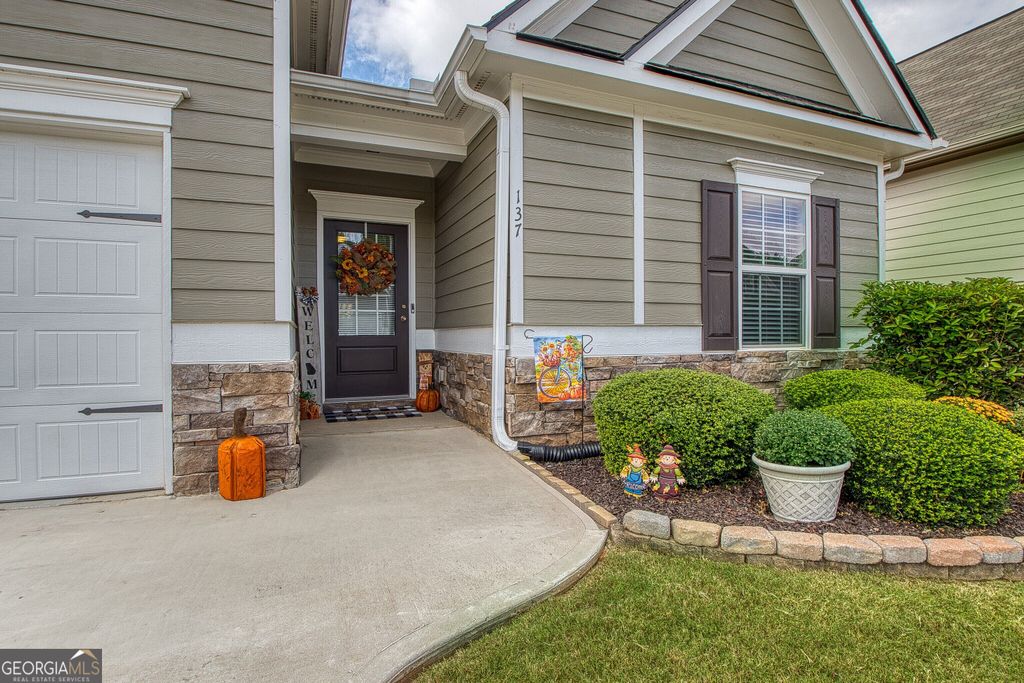 137 Thomaston Street, Newnan, GA 30263 — photo 2