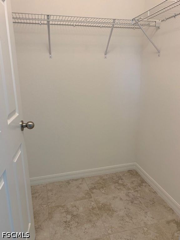 Image 9 of property listing at 2413 NW 29th ST, Cape Coral, FL 33993