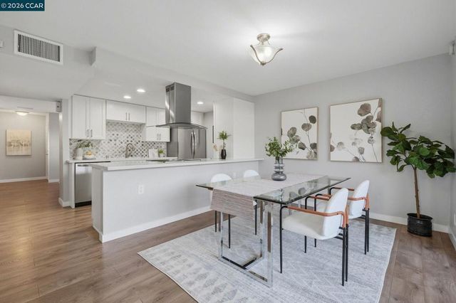 1988 Pomar Way, Walnut Creek, CA 94598