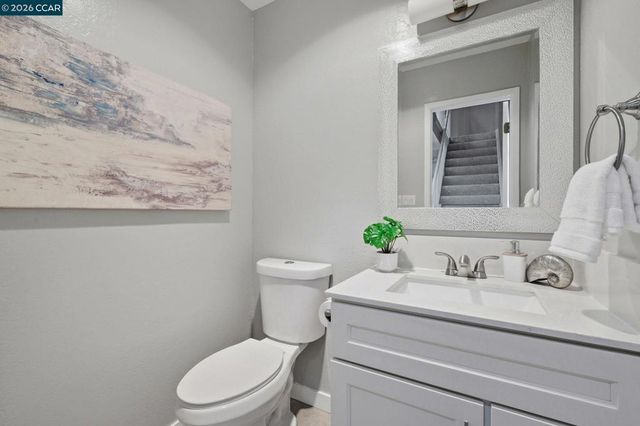 1988 Pomar Way, Walnut Creek, CA 94598